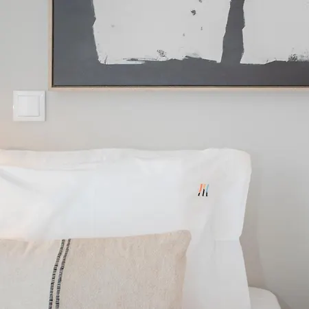 Liiiving In - Art Design Apartament Porto