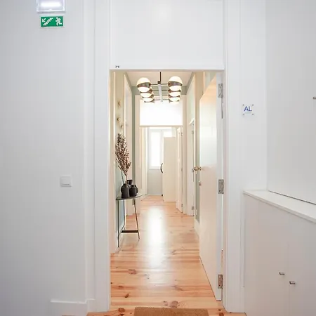 Liiiving In - Art Design Apartament *