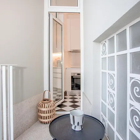 Apartament Liiiving In - Art Design