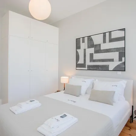 Liiiving In - Art Design Apartamento Porto