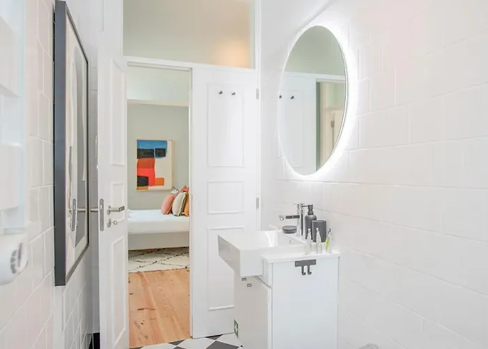 Liiiving In - Art Design Porto