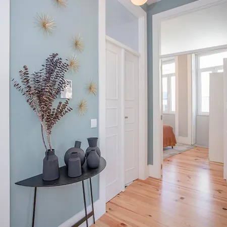 Liiiving In - Art Design Apartamento *