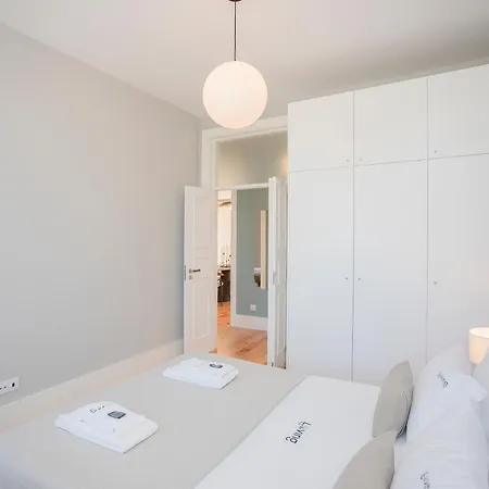 Liiiving In - Art Design Apartment Porto