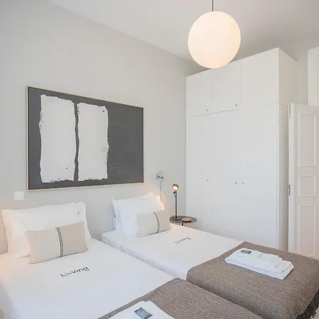 Liiiving In - Art Design Apartment *