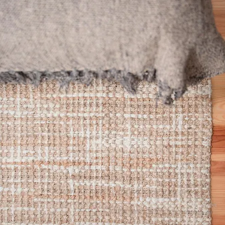 Liiiving In - Art Design