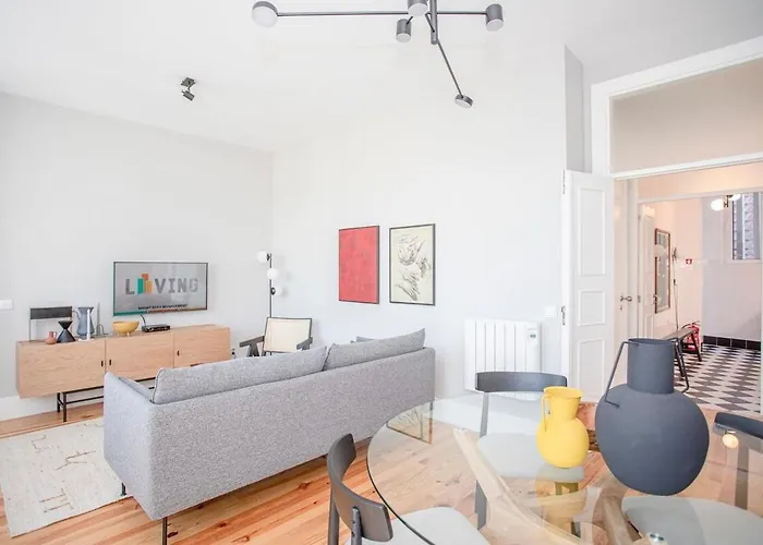 Liiiving In - Art Design